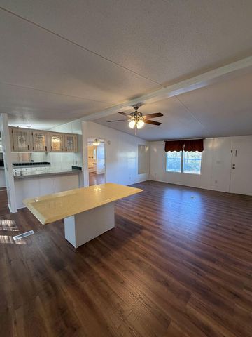 2244 Jeannie Street, Navarre, FL 32566