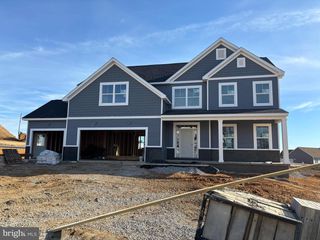 2520 AUSTIN AVE, Chambersburg, PA 17202