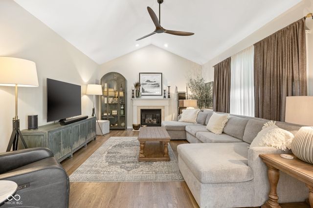 12070 Clear Sky Court, Fishers, IN 46037