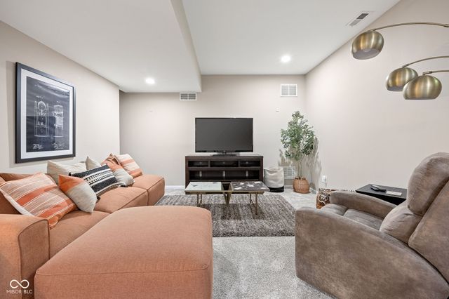 12070 Clear Sky Court, Fishers, IN 46037