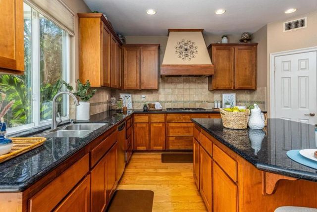 5146 Delaney Court, Carlsbad, CA 92008