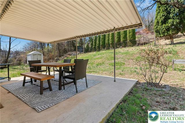 754 Harrison Avenue, Salisbury Twp, PA 18015