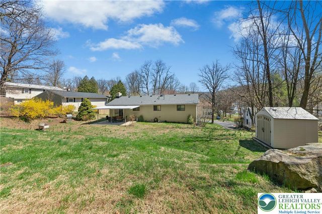 754 Harrison Avenue, Salisbury Twp, PA 18015