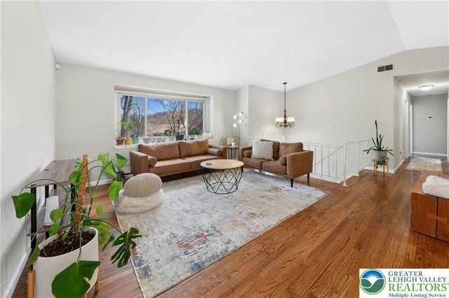 754 Harrison Avenue, Salisbury Twp, PA 18015