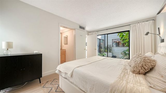 4319 WOODMANS CHART 130, Sarasota, FL 34235