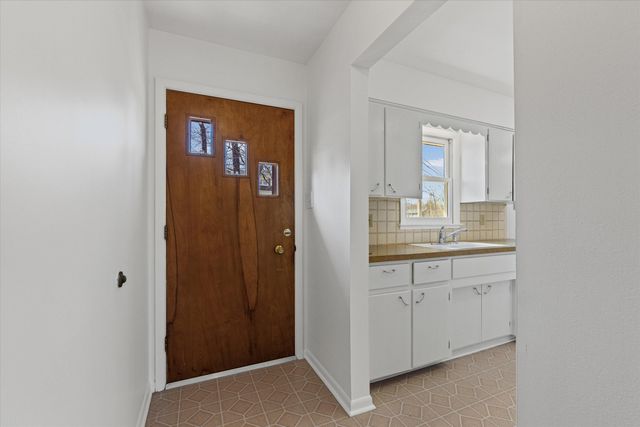 501 PARKADE BLVD, Columbia, MO 65202