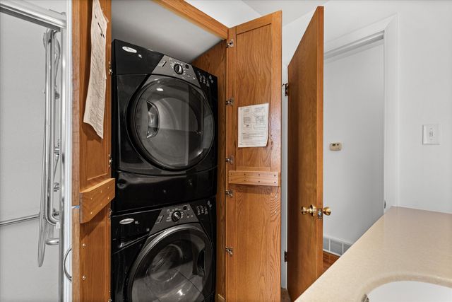 501 PARKADE BLVD, Columbia, MO 65202