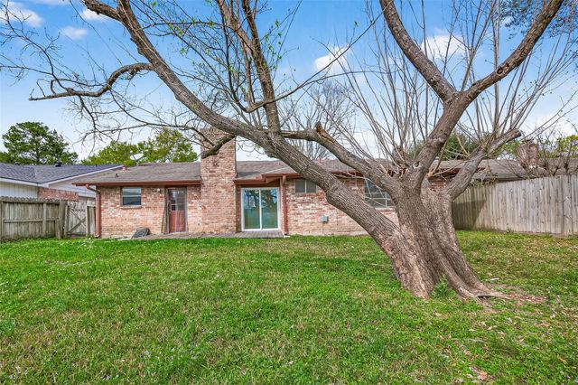 13819 Southline Road, Sugar Land, TX 77498