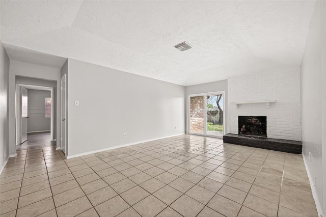 13819 Southline Road, Sugar Land, TX 77498