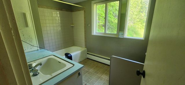 106 McLane Lane, Manchester, NH 03104
