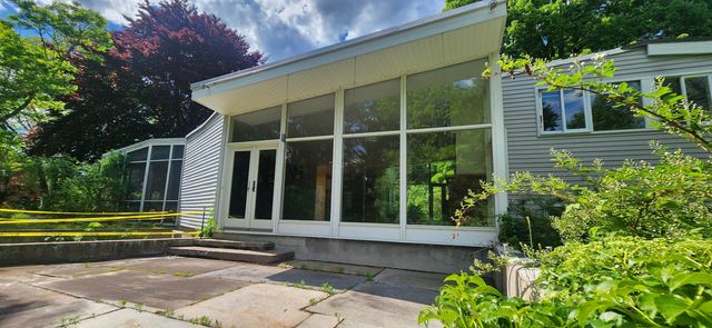106 McLane Lane, Manchester, NH 03104