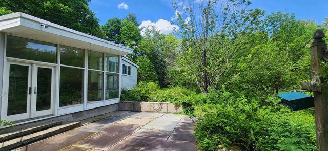 106 McLane Lane, Manchester, NH 03104
