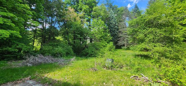 106 McLane Lane, Manchester, NH 03104