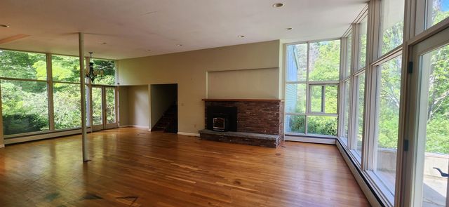 106 McLane Lane, Manchester, NH 03104