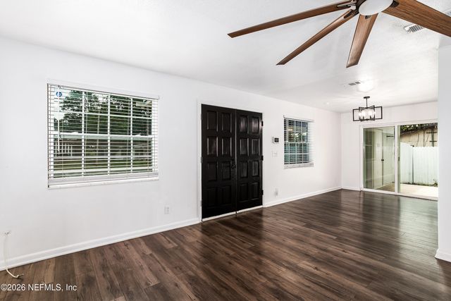 1192 KNOBB HILL Drive, Jacksonville, FL 32221