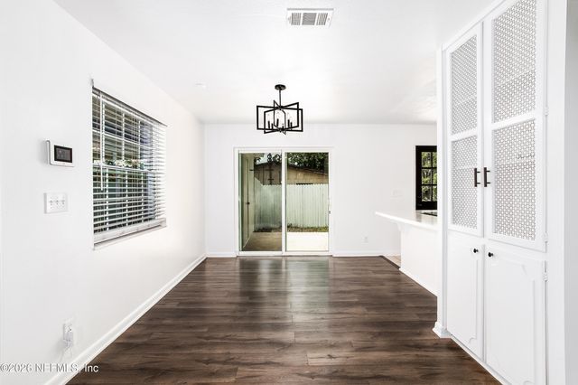1192 KNOBB HILL Drive, Jacksonville, FL 32221