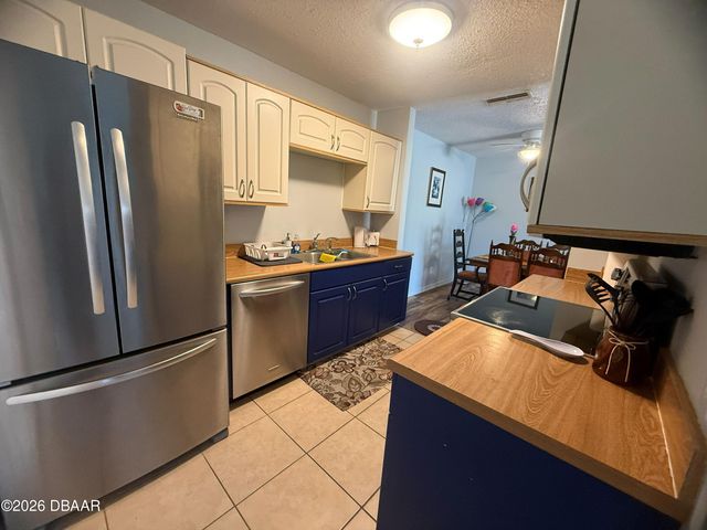 101 Bent Tree Dr Apt 69, Daytona Beach, FL 32114