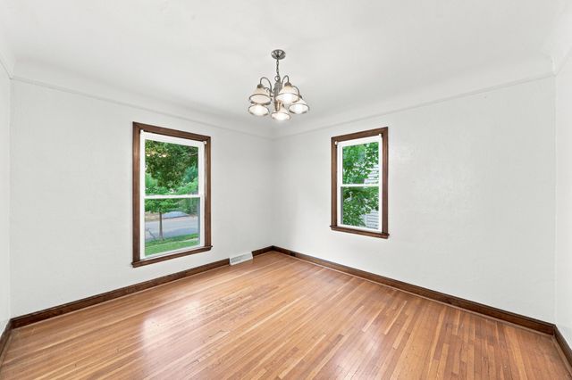 3318 Irving Avenue N, Minneapolis, MN 55412