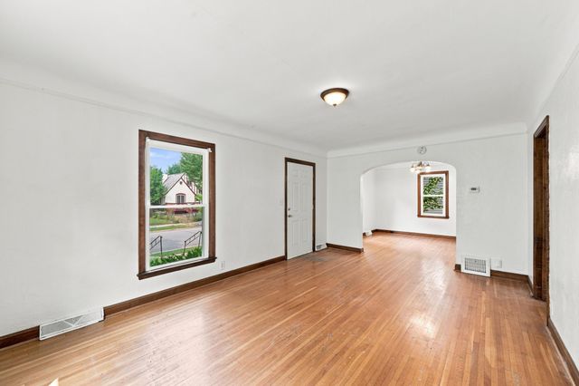 3318 Irving Avenue N, Minneapolis, MN 55412
