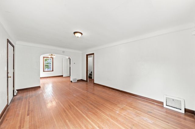 3318 Irving Avenue N, Minneapolis, MN 55412