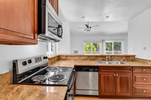 930 Via Mil Cumbres 164, Solana Beach, CA 92075