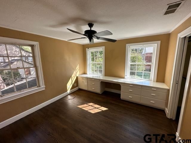 2002 S Robertson Ave, Tyler, TX 75701