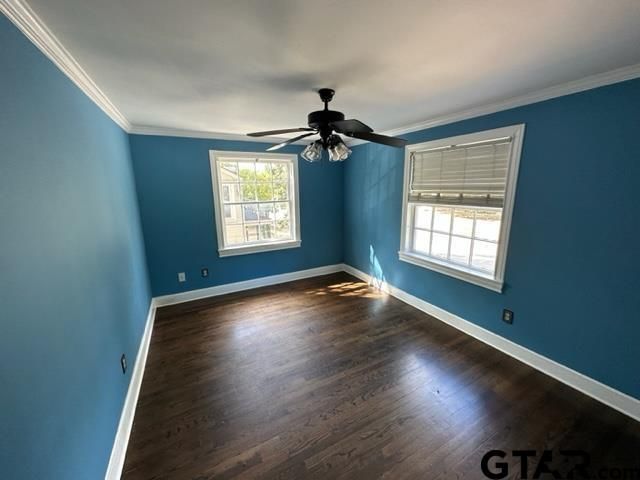 2002 S Robertson Ave, Tyler, TX 75701