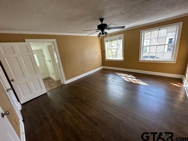 2002 S Robertson Ave, Tyler, TX 75701