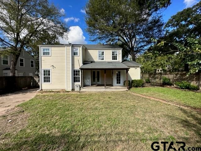 2002 S Robertson Ave, Tyler, TX 75701