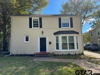 2002 S Robertson Ave, Tyler, TX 75701