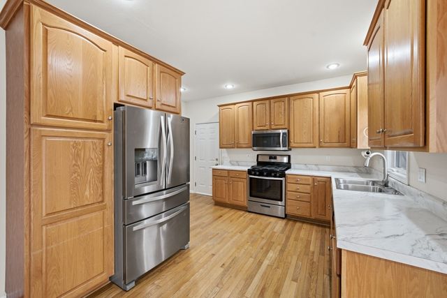 609 Shelley Avenue, Ames, IA 50014