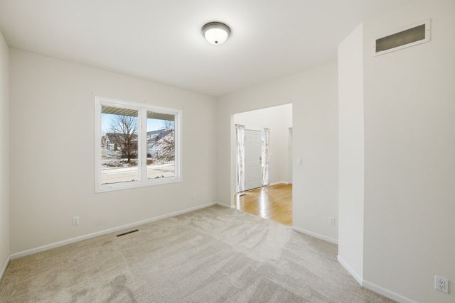 609 Shelley Avenue, Ames, IA 50014