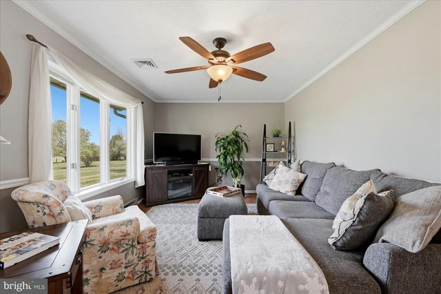 132 BEDROCK LN, Berryville, VA 22611