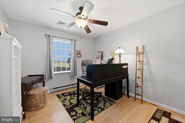 132 BEDROCK LN, Berryville, VA 22611