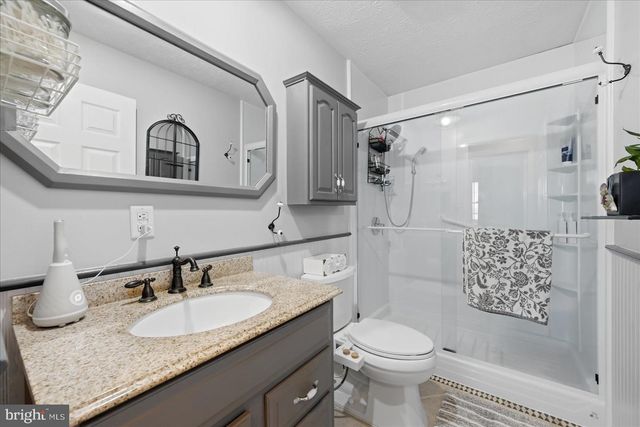 132 BEDROCK LN, Berryville, VA 22611