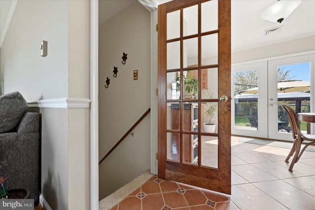 132 BEDROCK LN, Berryville, VA 22611