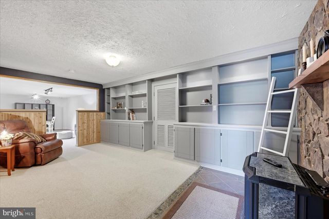 132 BEDROCK LN, Berryville, VA 22611