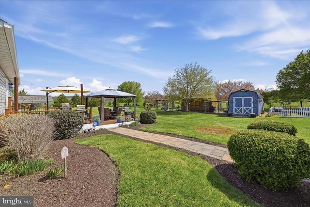 132 BEDROCK LN, Berryville, VA 22611