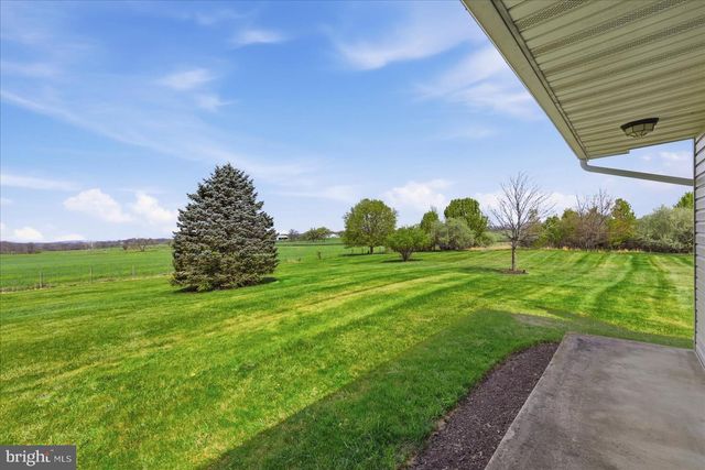 132 BEDROCK LN, Berryville, VA 22611