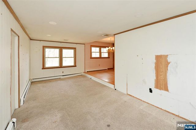 857 Darlington Avenue, Mahwah, NJ 07430