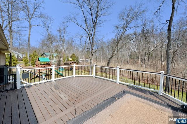 857 Darlington Avenue, Mahwah, NJ 07430