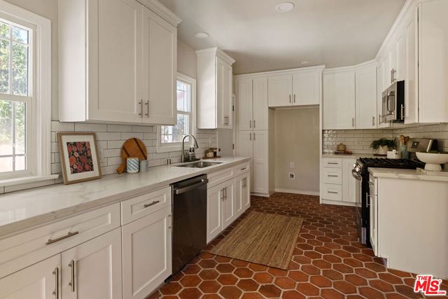 491 E Penn Street, Pasadena, CA 91104