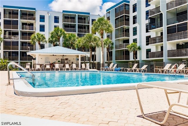 1085 Bald Eagle DR E307, Marco Island, FL 34145