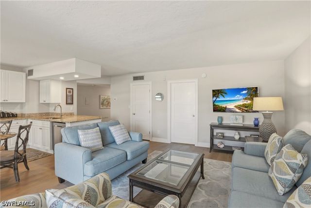 1085 Bald Eagle DR E307, Marco Island, FL 34145