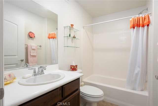 238 Paseo Gregario, Palm Desert, CA 92211