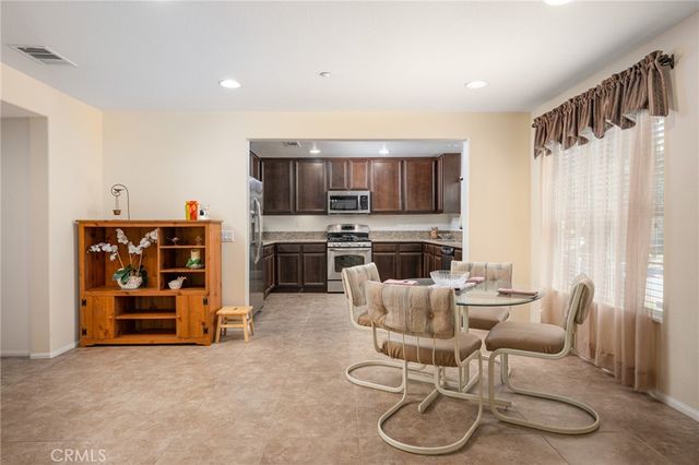238 Paseo Gregario, Palm Desert, CA 92211