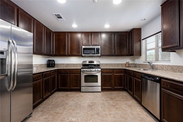238 Paseo Gregario, Palm Desert, CA 92211
