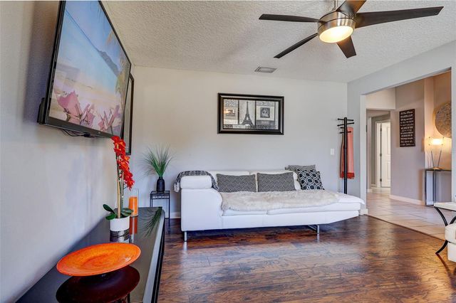 1405 PRAIRIE OAKS COURT, Ocoee, FL 34761