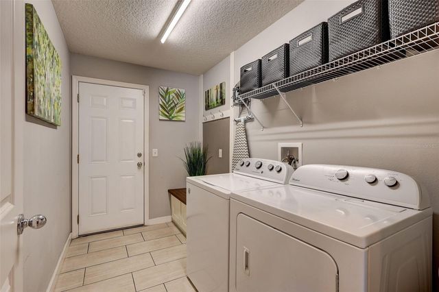 1405 PRAIRIE OAKS COURT, Ocoee, FL 34761