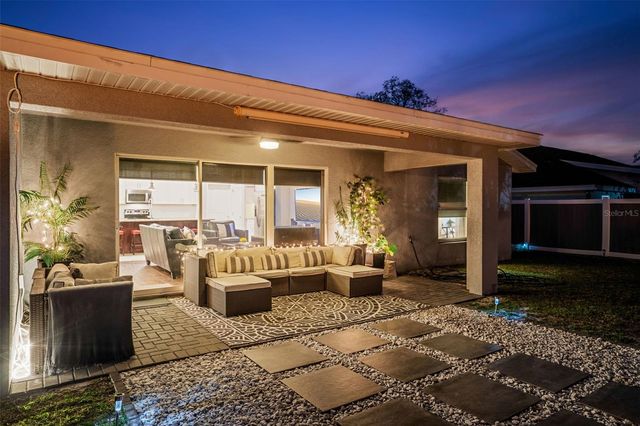 1405 PRAIRIE OAKS COURT, Ocoee, FL 34761